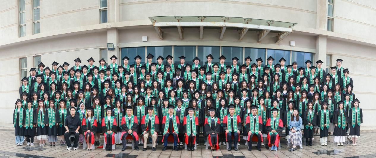 967370885ECB6E077D8D804986A_458F7CB5_272A2